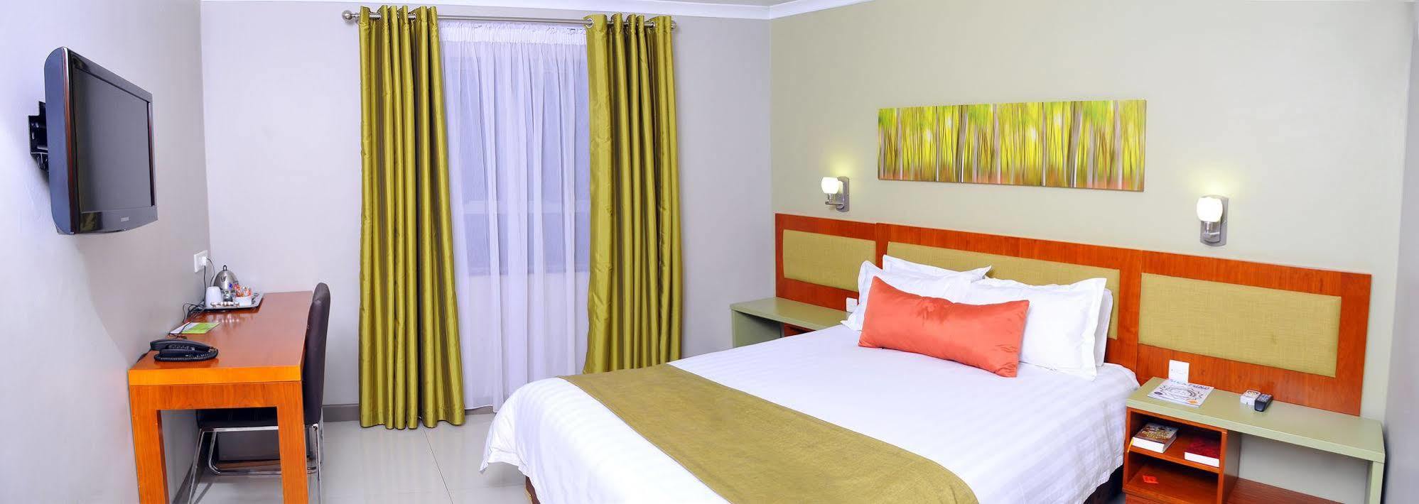 Travelodge Gaborone Esterno foto