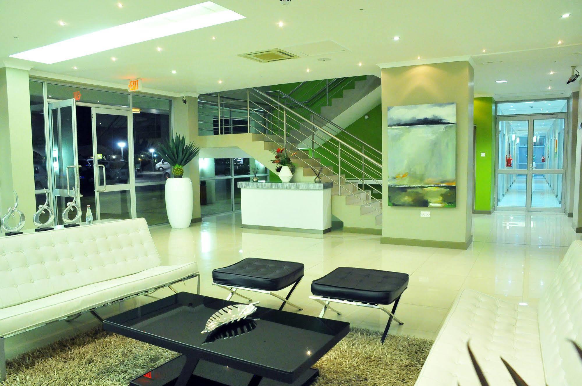 Travelodge Gaborone Esterno foto