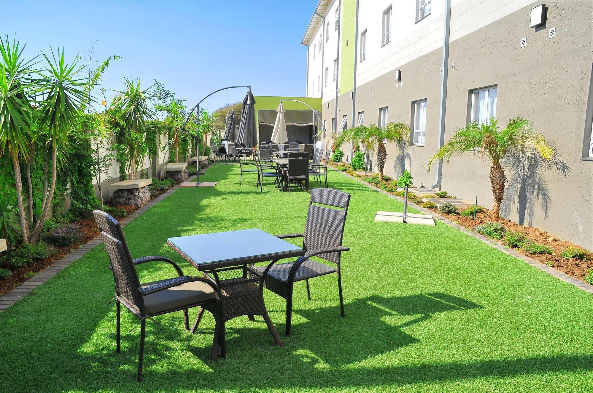 Travelodge Gaborone Esterno foto